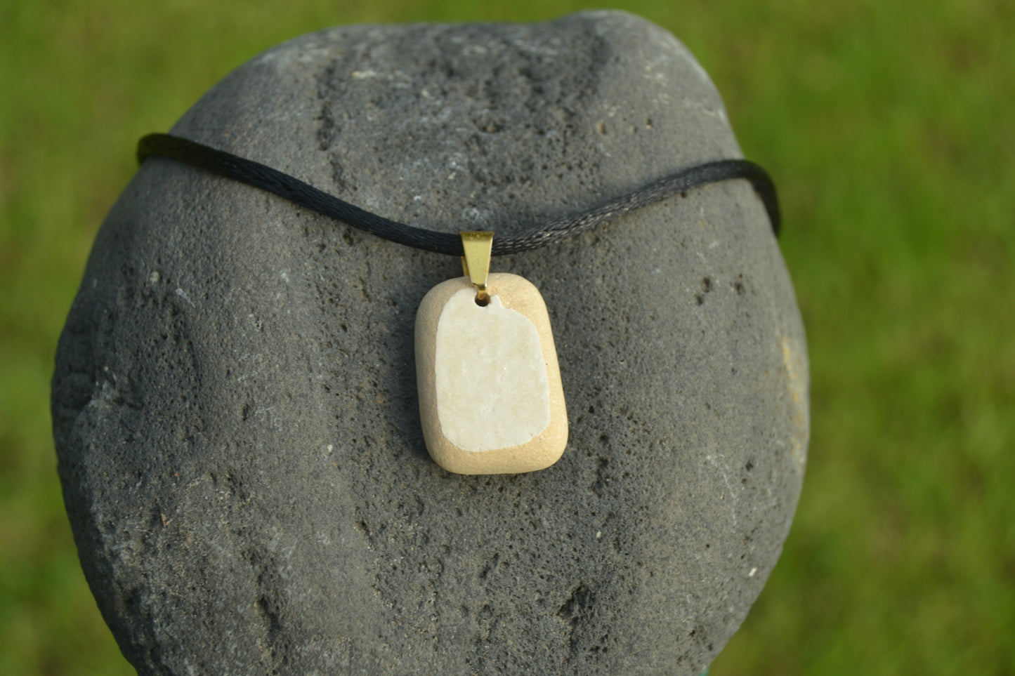 Square round Beige & White Sea Pottery Satin Necklace