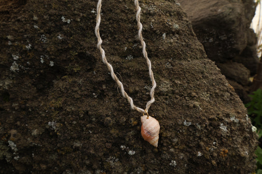 Mixed Simple Macrame Conch Shell Necklace